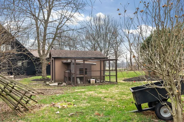 $675,000 | 5N584 Dunham Trails Road, Wayne, IL 60184