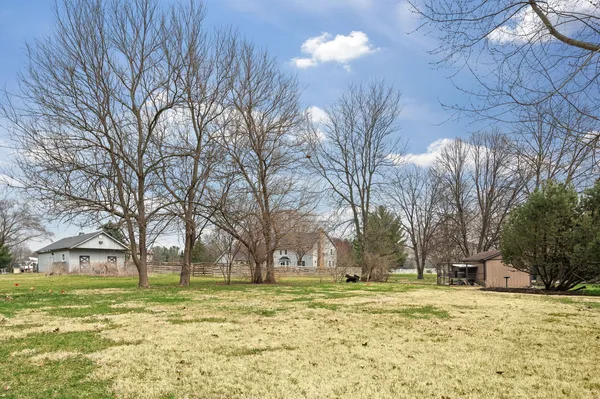 $675,000 | 5N584 Dunham Trails Road, Wayne, IL 60184