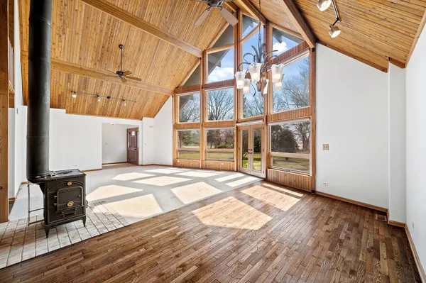 $675,000 | 5N584 Dunham Trails Road, Wayne, IL 60184