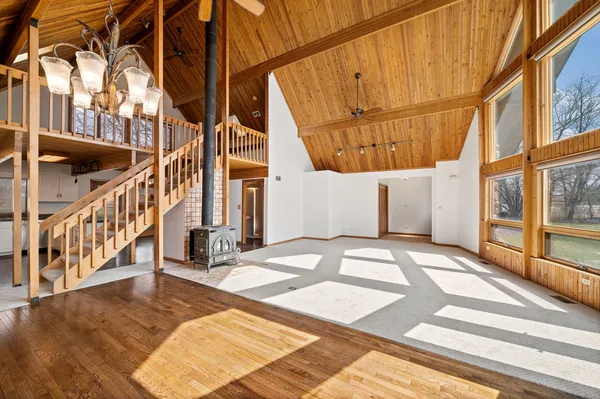 $675,000 | 5N584 Dunham Trails Road, Wayne, IL 60184