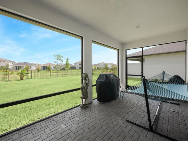 $669,500 | 1887 Wandering Willow Way, Loxahatchee, FL 33470