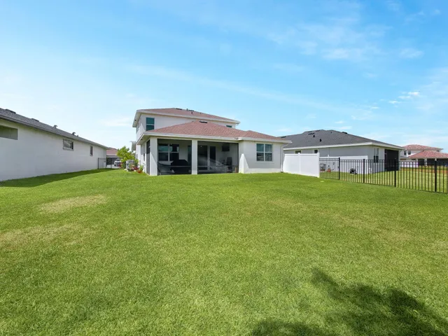 $669,500 | 1887 Wandering Willow Way, Loxahatchee, FL 33470