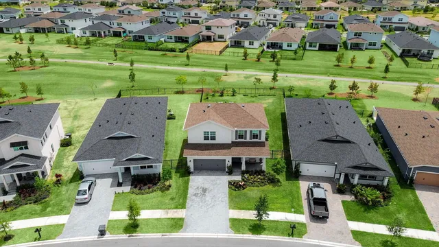 $669,500 | 1887 Wandering Willow Way, Loxahatchee, FL 33470