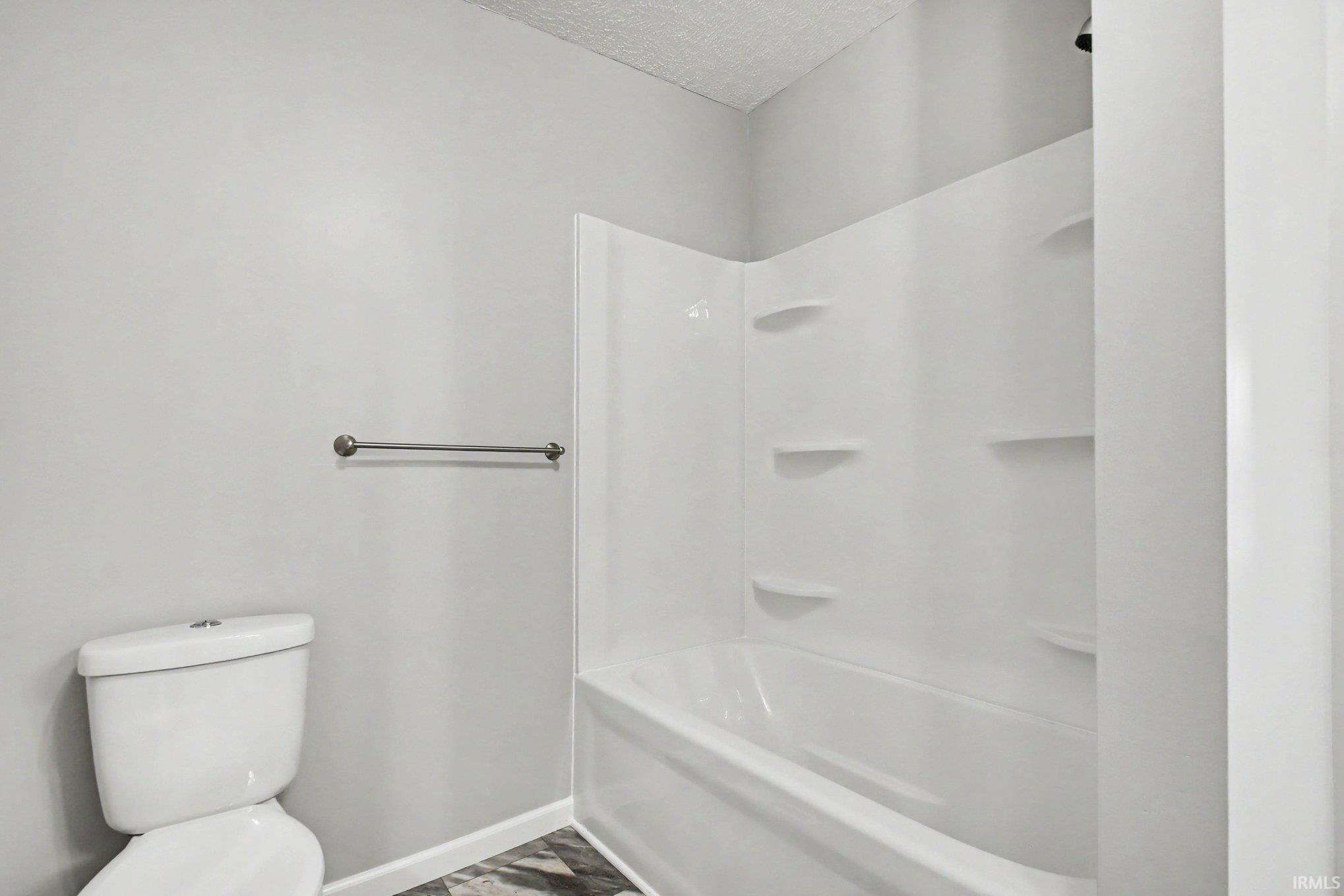 4235 Westerner Winds Road Warsaw, IN 46582 - Photo 21 of 29 Gallery Image 21