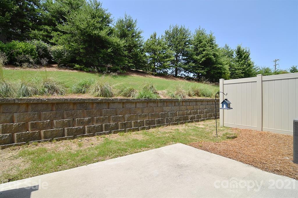 1411 Calum Way Fort Mill, SC 29708 - Photo 29 of 37 a view of a backyard