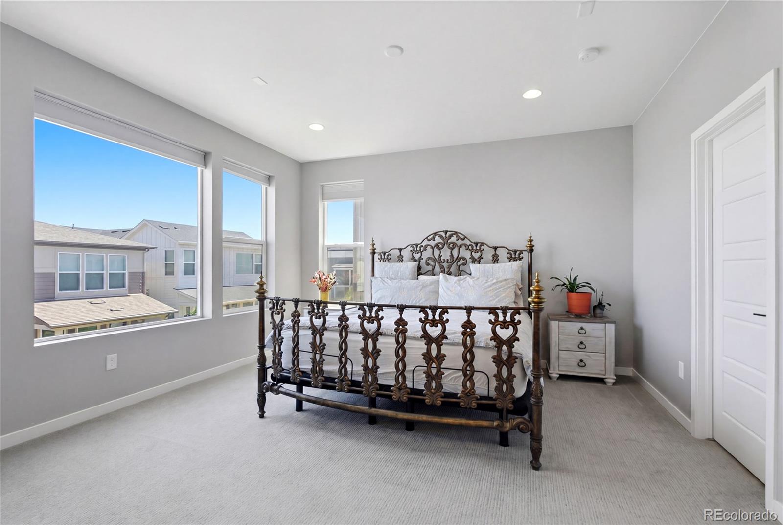 8948 Delacorte Street Highlands Ranch, CO 80129 - Photo 20 of 39 Gallery Image 20