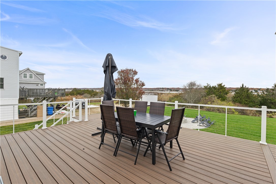 446 Atlantic Avenue Westerly, RI 02891 - Photo 27 of 36