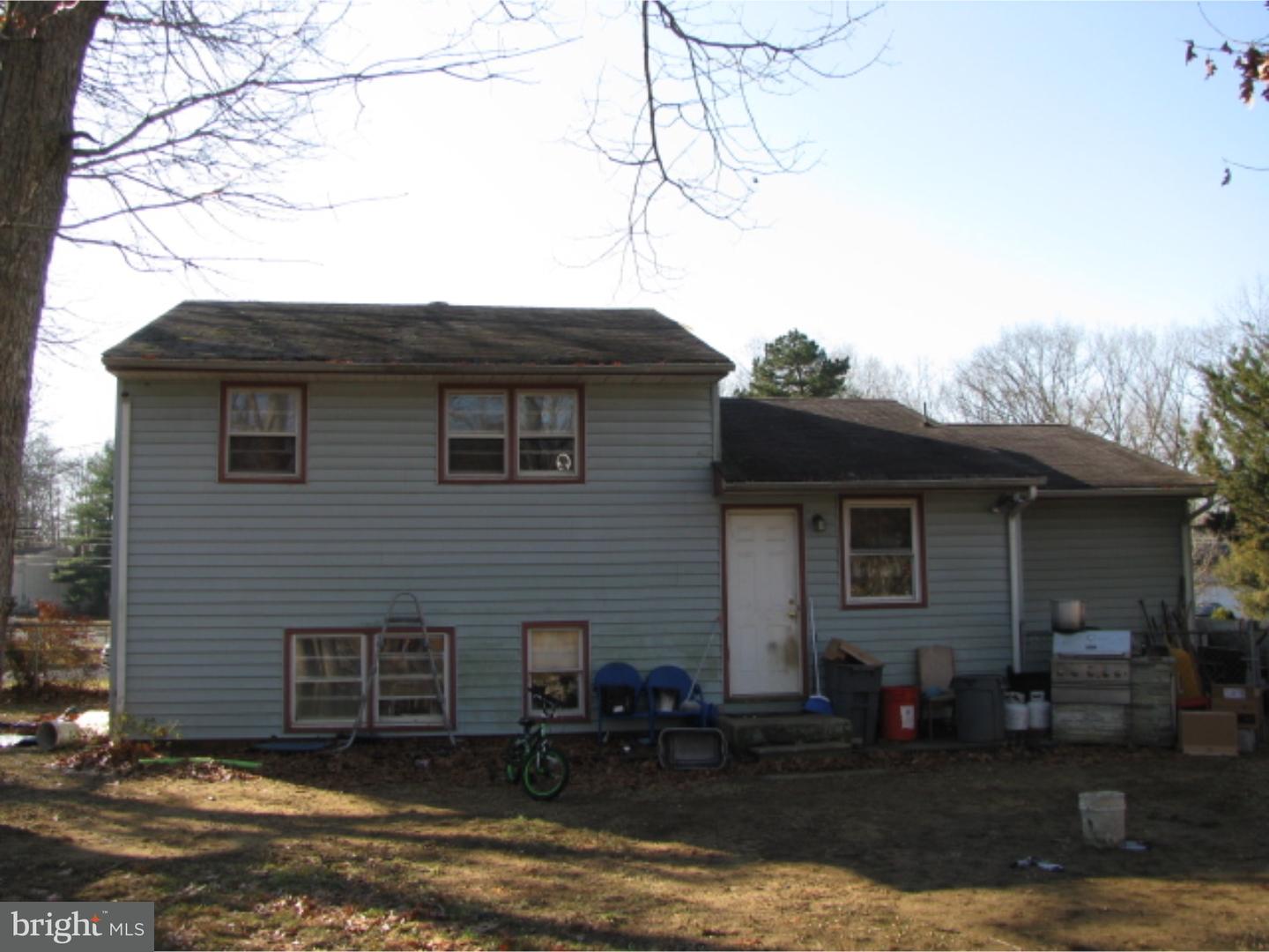 4645 Robin Road Vineland, NJ 08344 - Photo 4 of 12 Exterior Back