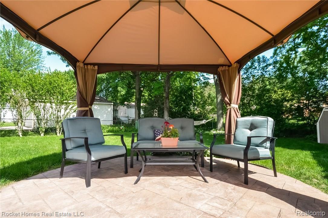 807 Hidden Ridge Drive Troy, MI 48083 - Photo 24 of 32 024-Patio-4271448-medium.jpg