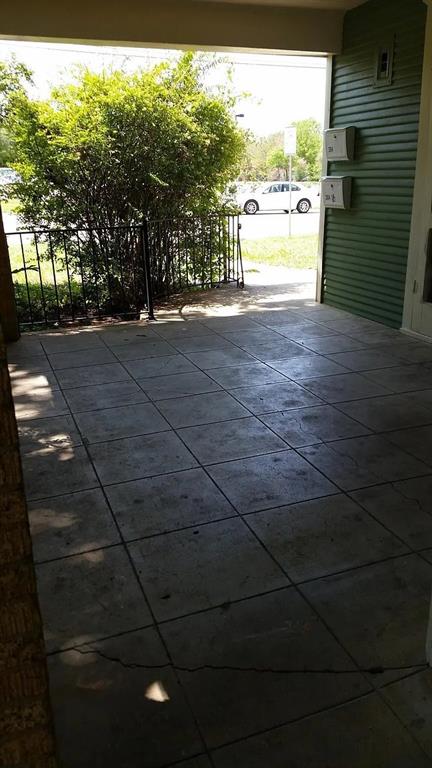 304 Fulton Street, Unit A Denton, TX 76201 - Photo 2 of 17 a view of an ocean and a yard