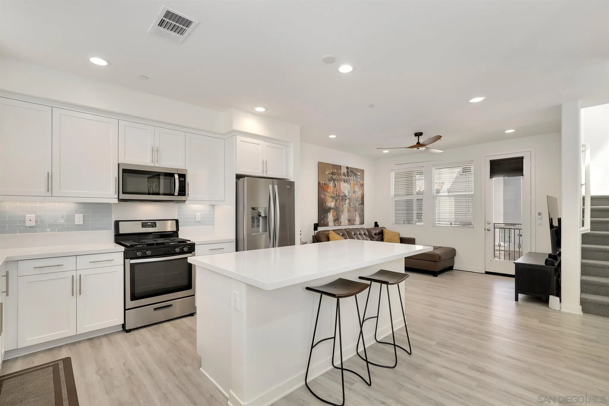 4217 Mission Ranch Way Oceanside, CA 92057 - Photo 9 of 23 Gallery Image 9