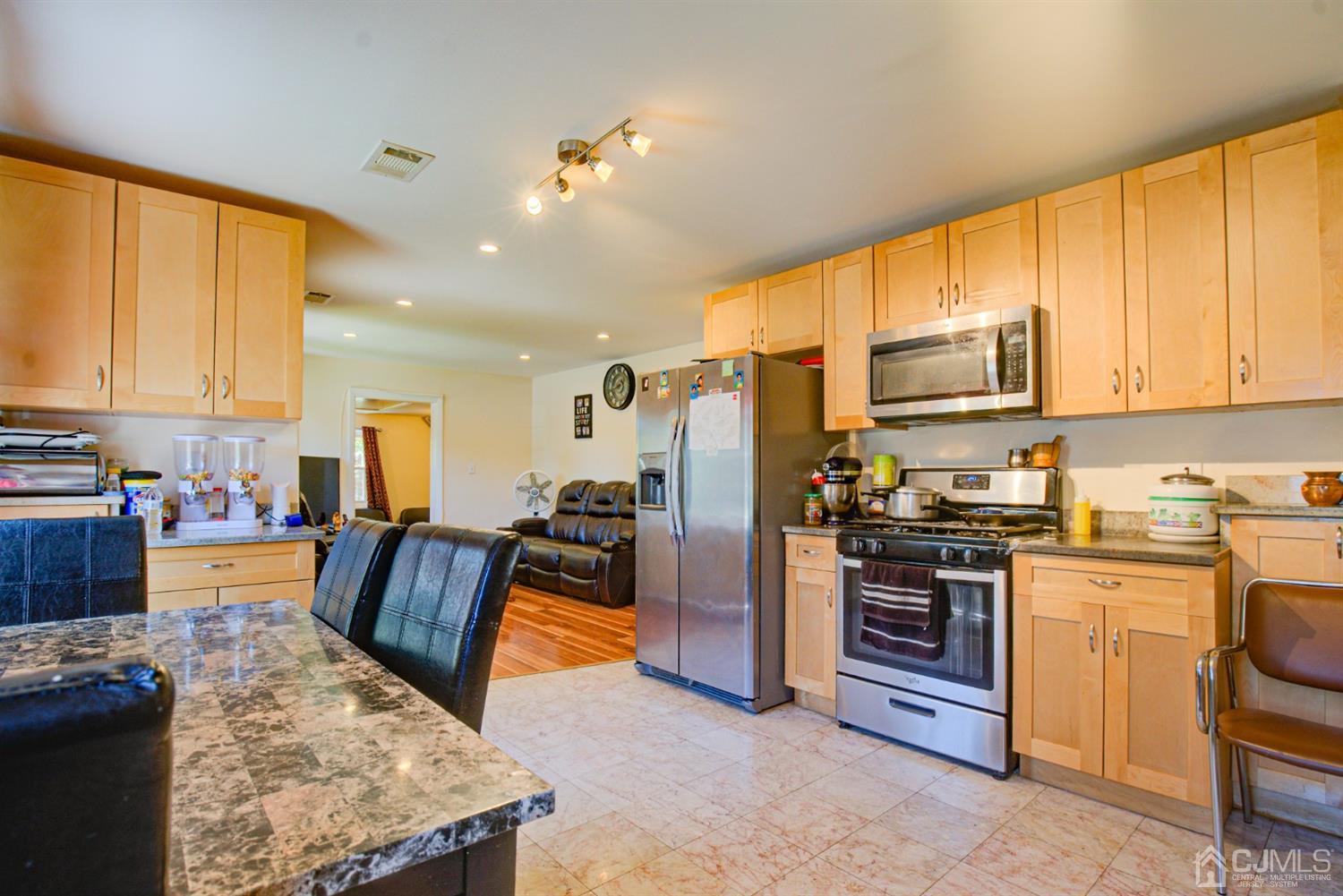 38 Old Stage Road East Brunswick, NJ 08816 - Photo 7 of 15 Gallery Image 7
