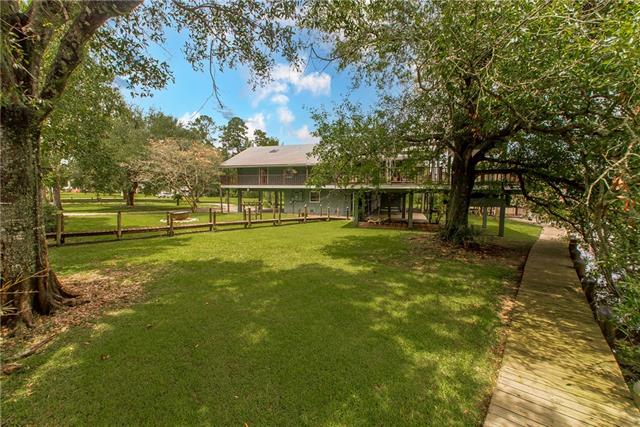 20372 Fairway Drive Springfield, LA 70462 - Photo 9 of 60