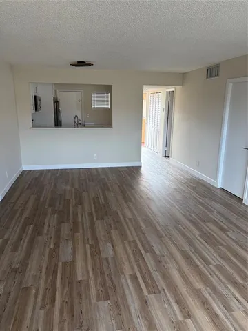 $1,950 | 408 Northwest 68th Avenue, Unit 510, Plantation, FL 33317