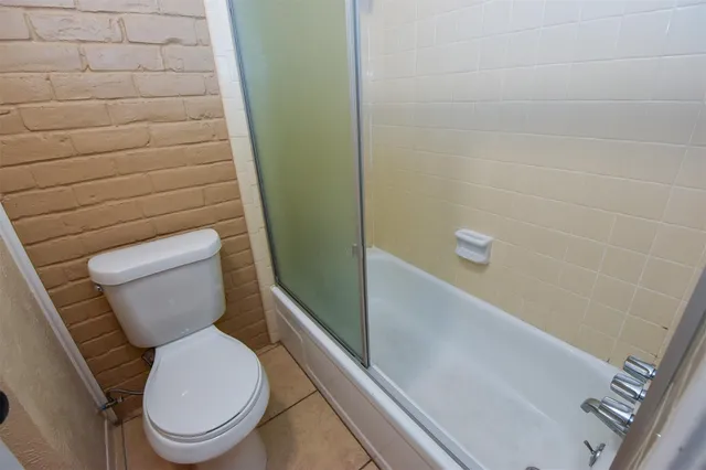 $1,100 | 1517 Barcelona Way Drive, Baytown, TX 77520