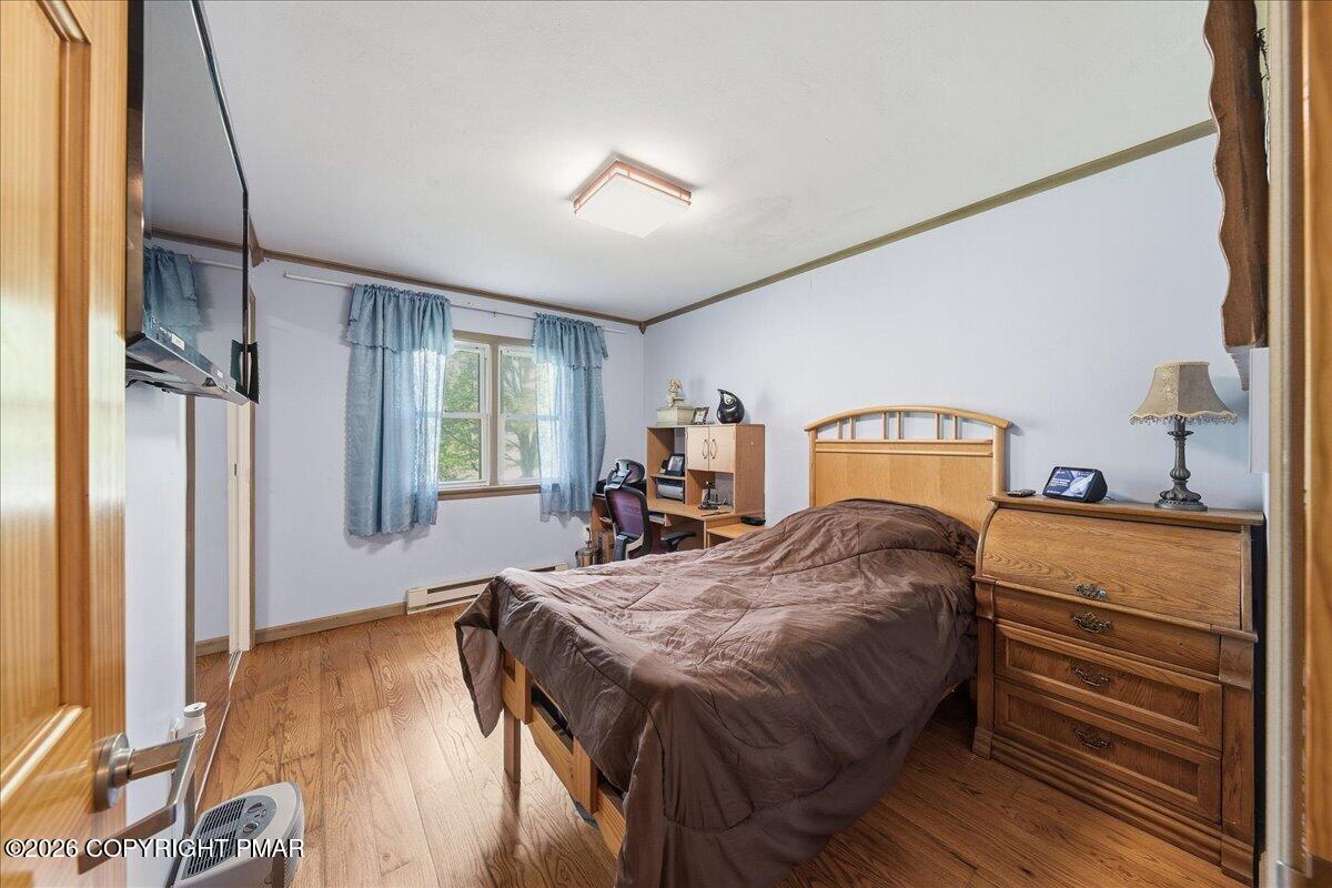 140 Camelback Road Tannersville, PA 18372 - Photo 30 of 44 30-HomeView_Media-140_Camelback_Rd
