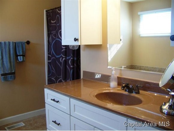 7205 Preston Drive Springfield, IL 62711 - Photo 13 of 24