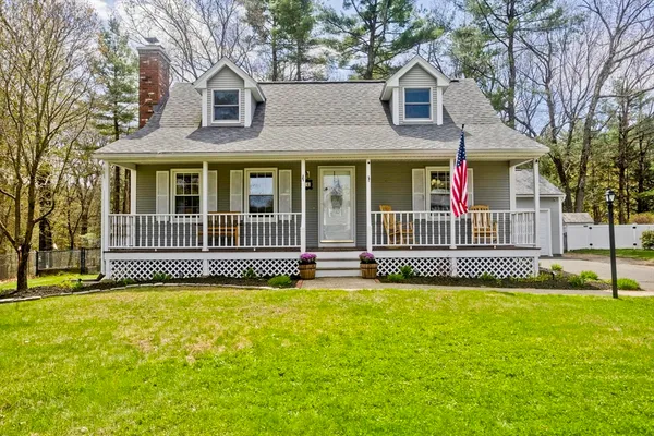 $425,000 | 16 Cranberry Drive, Holyoke, MA 01040