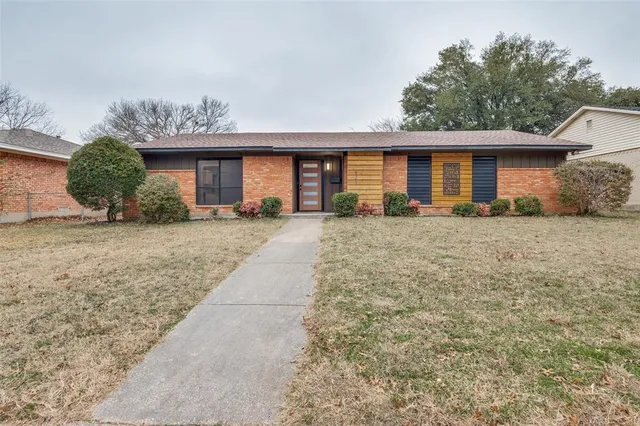 $259,000 | 821 Sequoia Drive, Lancaster, TX 75146
