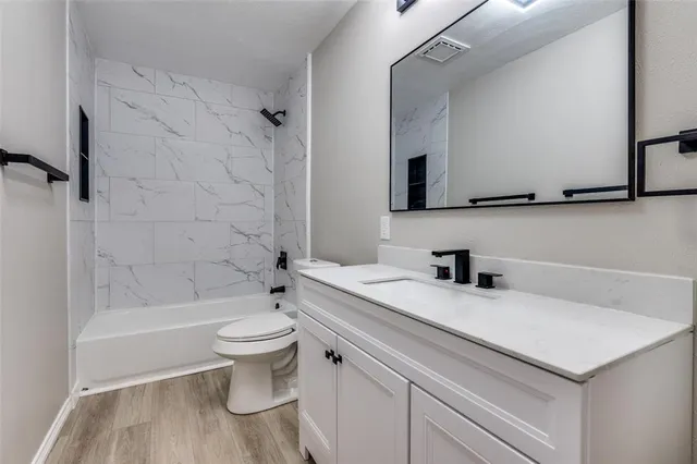 $259,000 | 821 Sequoia Drive, Lancaster, TX 75146