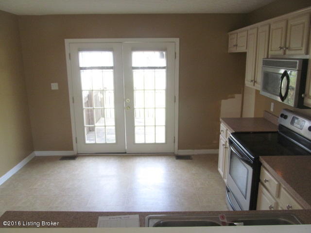 4813 Red Fern Road Louisville, KY 40218 - Photo 4 of 11 4