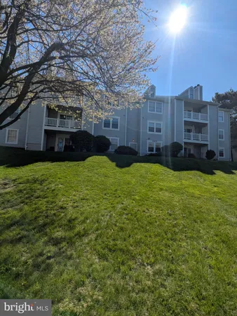 $2,000 | 12221 Eagles Nest Court, Unit B, Germantown, MD 20874