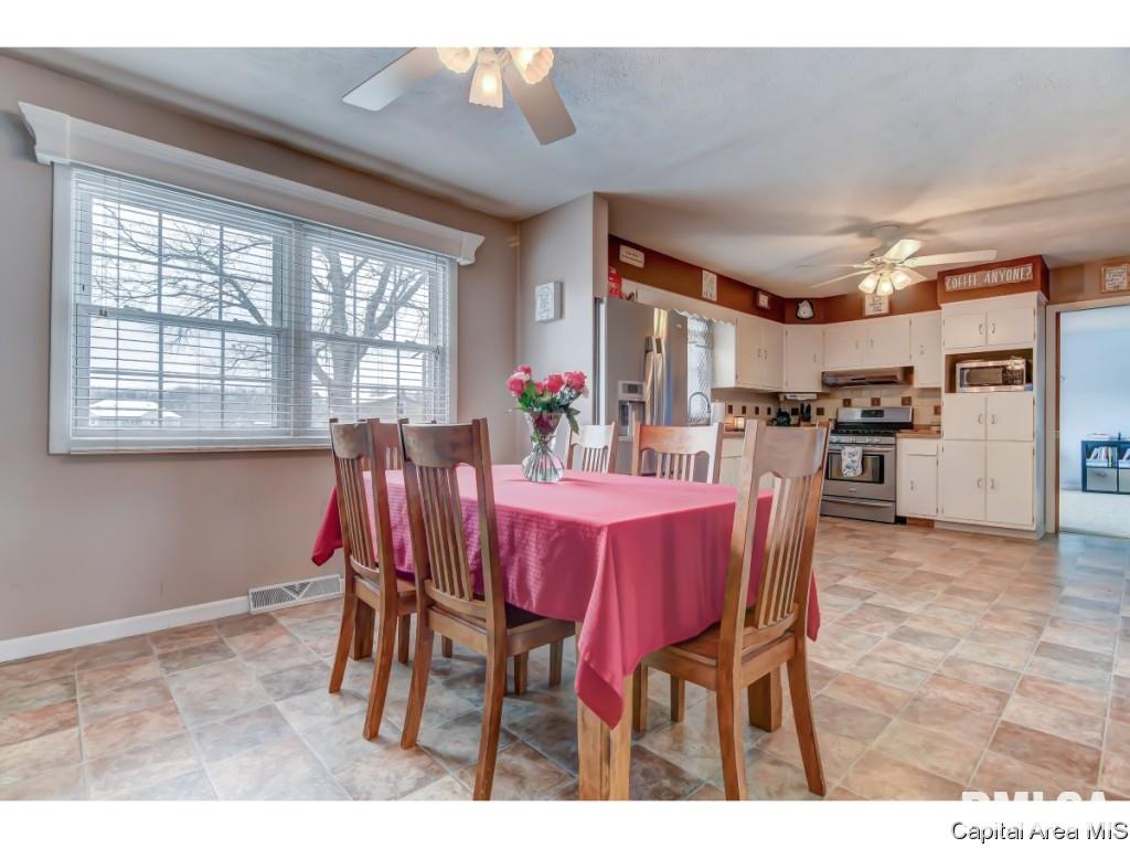 2616 Churchill Road Springfield, IL 62702 - Photo 14 of 33