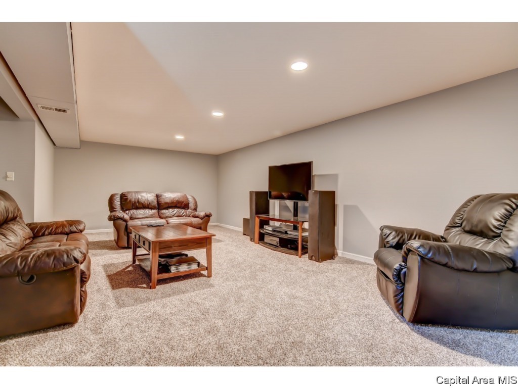 2616 Churchill Road Springfield, IL 62702 - Photo 27 of 33