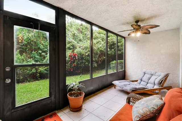 $259,000 | 1200 Southeast Parkview Place, Unit F3, Stuart, FL 34994