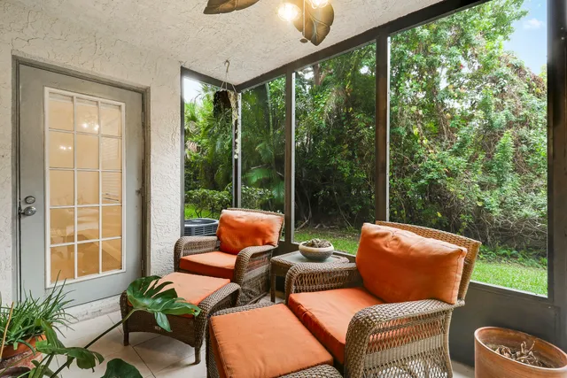 $259,000 | 1200 Southeast Parkview Place, Unit F3, Stuart, FL 34994