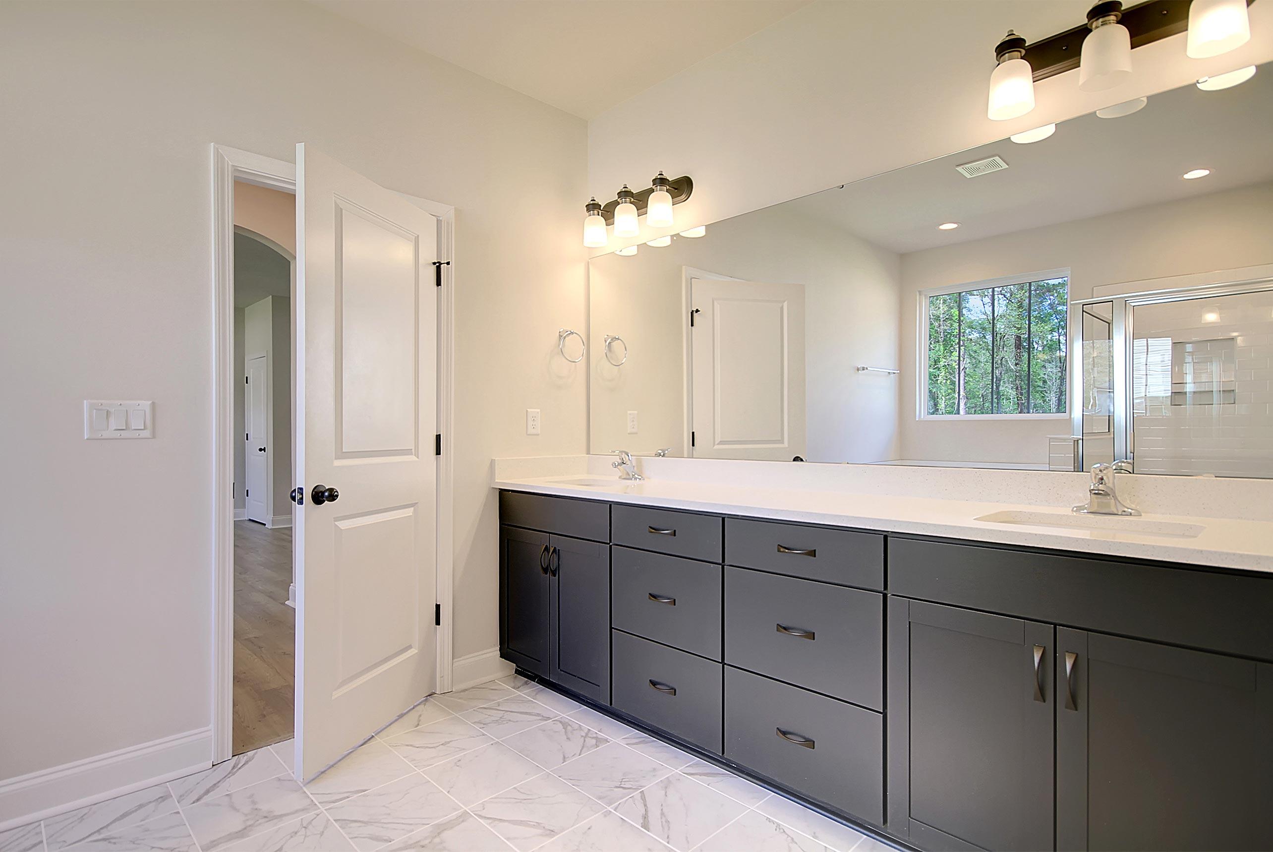 113 Braxton Road Harleyville, SC 29448 - Photo 7 of 9 Hampton Master Bathroom 2