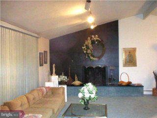1968 Hemlock Road Norristown, PA 19403 - Photo 6 of 6 Gallery Image 6