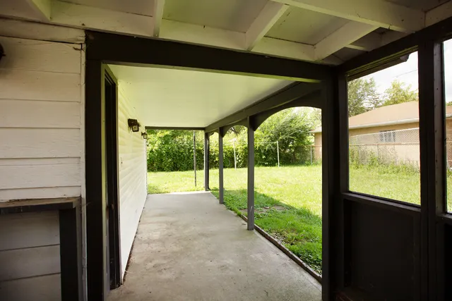 $2,000 | 3516 Peoria Street, Steger, IL 60475