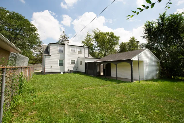 $2,000 | 3516 Peoria Street, Steger, IL 60475