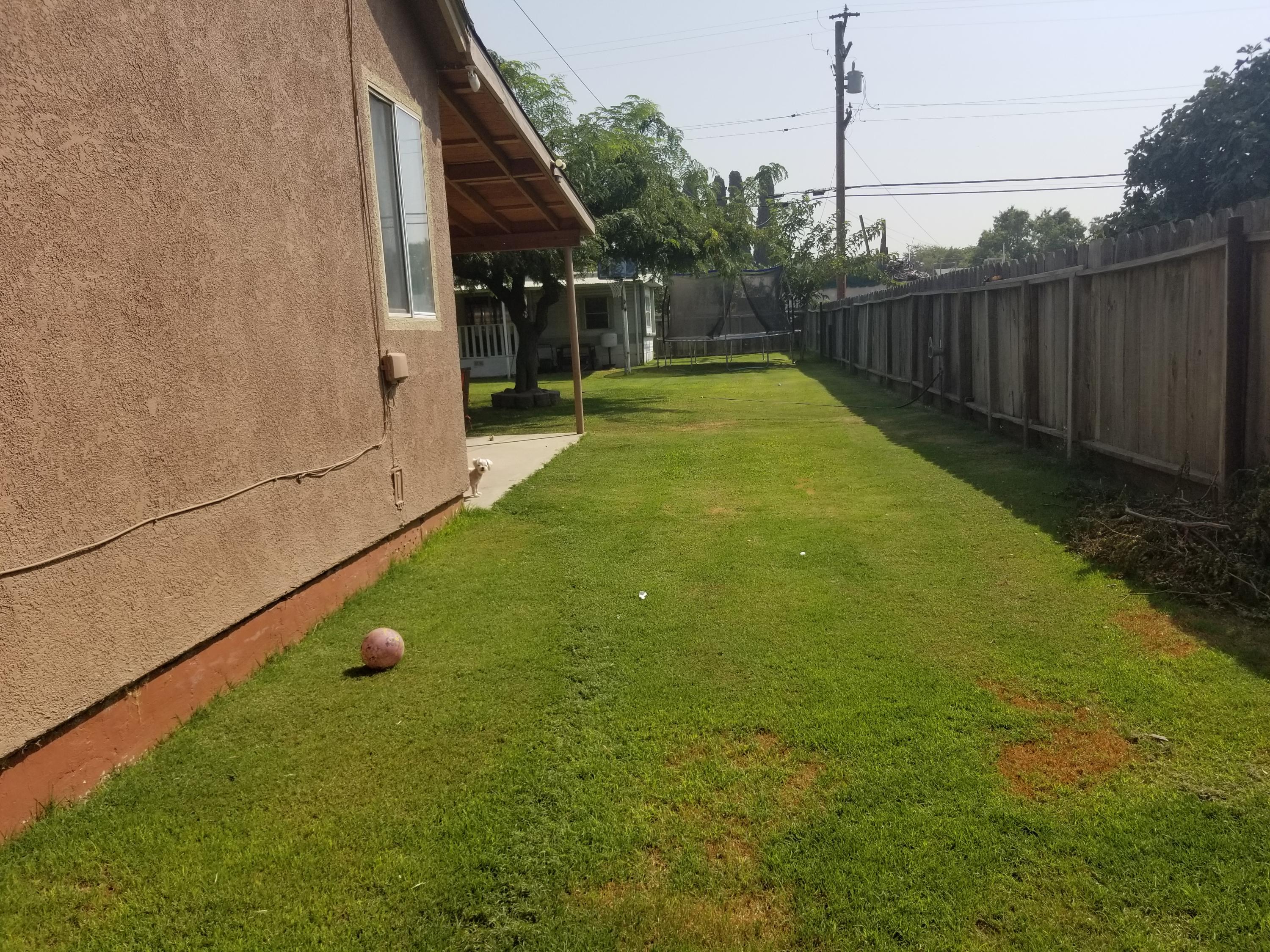 308 North Thompson Road Tipton, CA 93272 - Photo 3 of 14 308 N Thompson Rd - 8