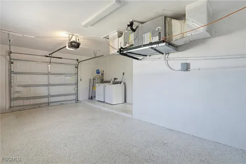 $199,900 | 446 El Dorado Parkway East, Cape Coral, FL 33904