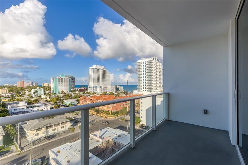 401 North Birch Road, Unit 1012 Fort Lauderdale, FL 33304 - Photo 21 of 44 a view of a city from a balcony