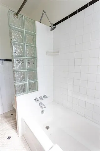 $175,000 | 3734 Wyoming Street, Unit 2S, Kansas City, MO 64111