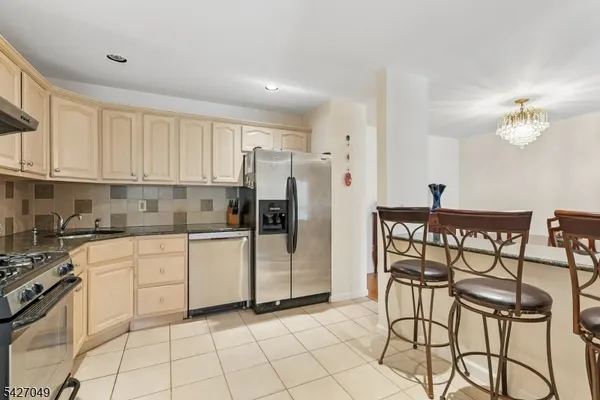 $515,000 | 45 Colton Circle, West Orange, NJ 07052