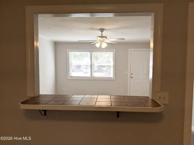 $1,575 | 232 Dixie Avenue, Wilmington, NC 28403