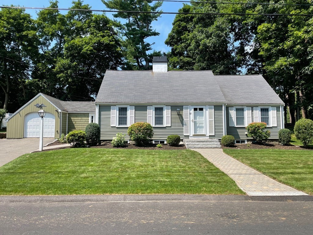 37 Douglas Road Lynnfield, MA 01940 - Photo 31 of 31 Gallery Image 31