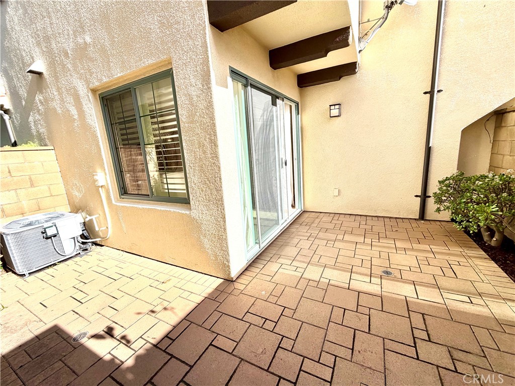 56 Strawberry Grove Irvine, CA 92620 - Photo 10 of 24