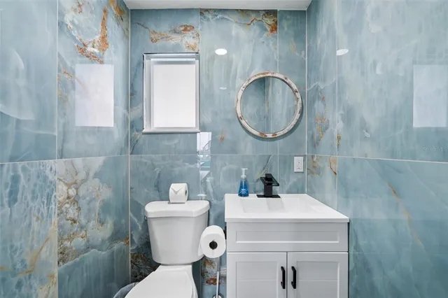 $2,000,000 | 2726 North Beach Road, Englewood, FL 34223