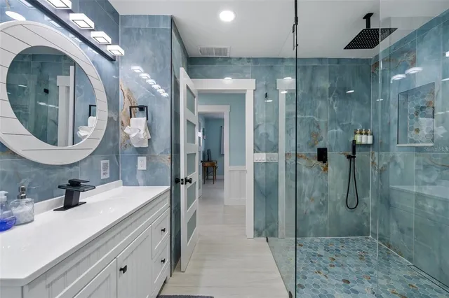 $2,000,000 | 2726 North Beach Road, Englewood, FL 34223