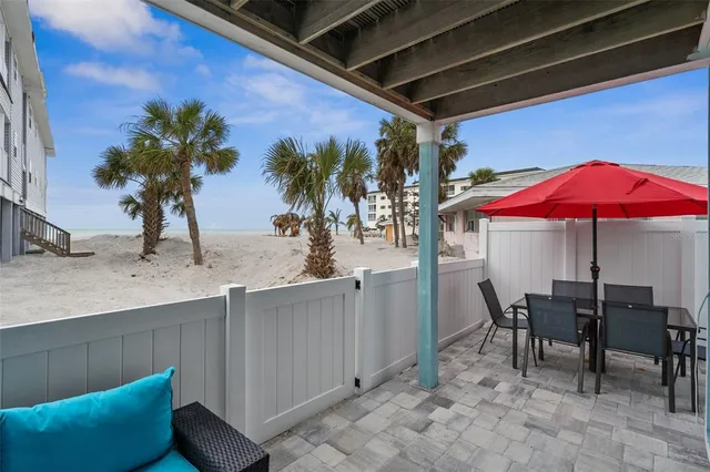 $2,000,000 | 2726 North Beach Road, Englewood, FL 34223