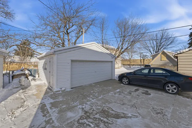 $285,000 | 6654 West Constance Avenue, Unit 6656, Milwaukee, WI 53218