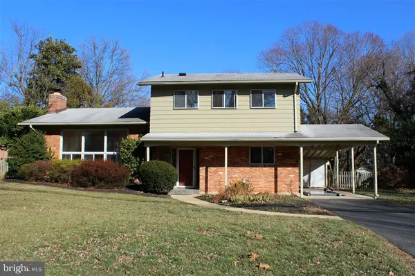 $4,900 | 1049 Balls Hill Road, McLean, VA 22101