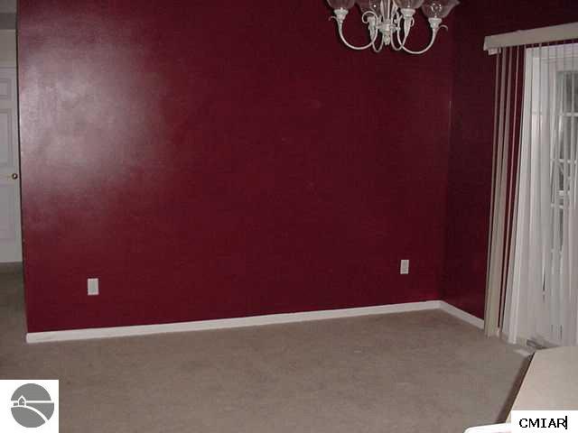 1018 D Sweeney Road Mount Pleasant, MI 48858 - Photo 4 of 9 1771280-3.JPG