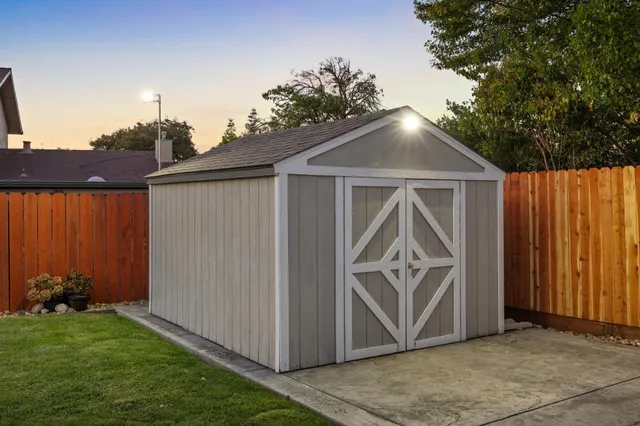 $849,000 | 3973 Dunhill Street, Napa, CA 94558