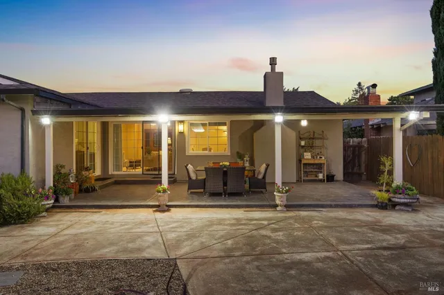 $849,000 | 3973 Dunhill Street, Napa, CA 94558